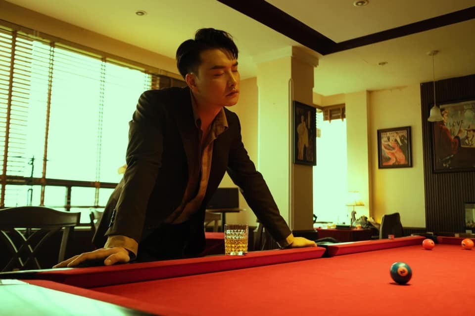 Trọng Lân tiếp tục đóng vai đểu cáng trên màn ảnh. Ảnh: FB Trọng Lân.