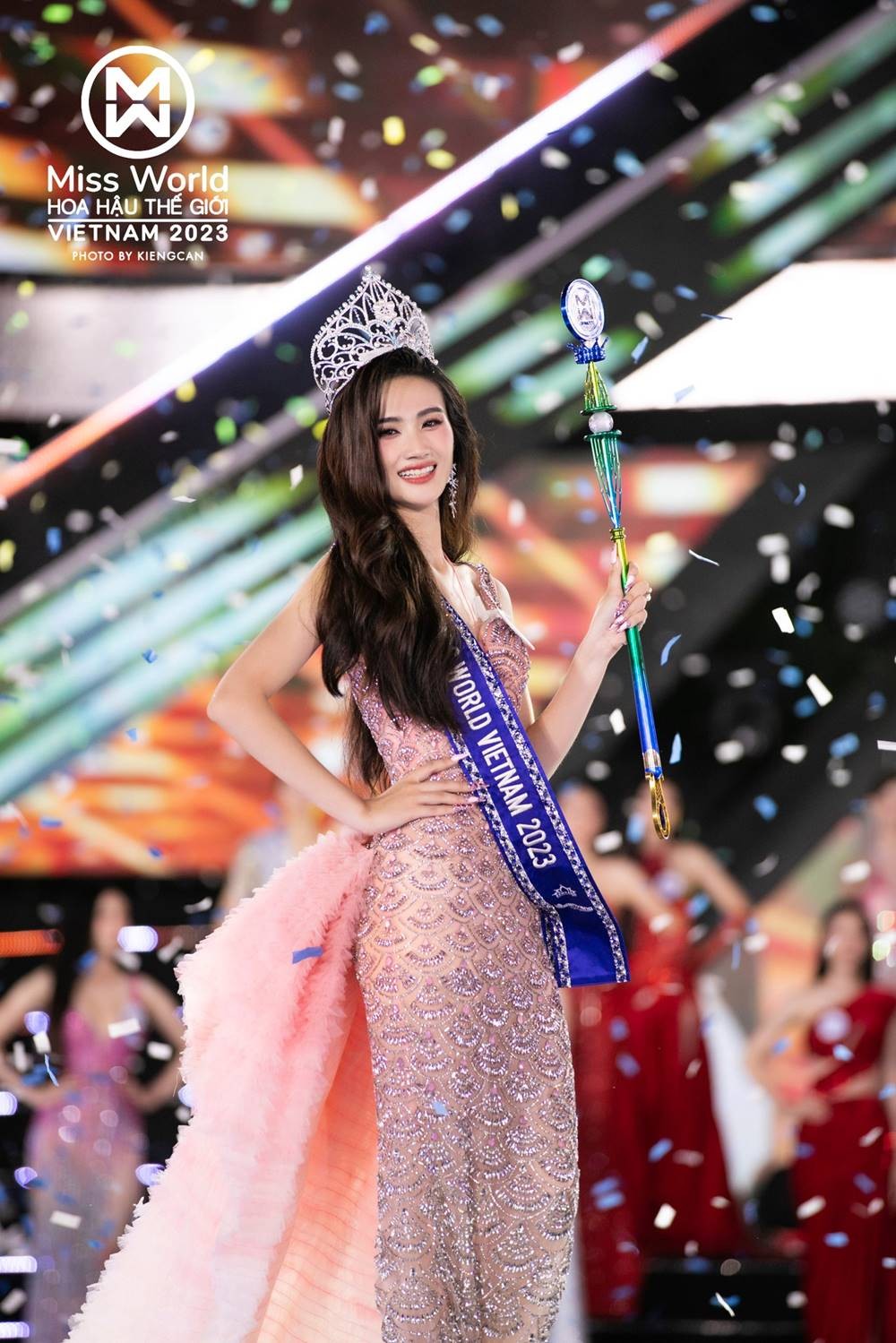 Tân Hoa hậu Huỳnh Trần Ý Nhi. Ảnh Fanpage Miss World Vietnam.