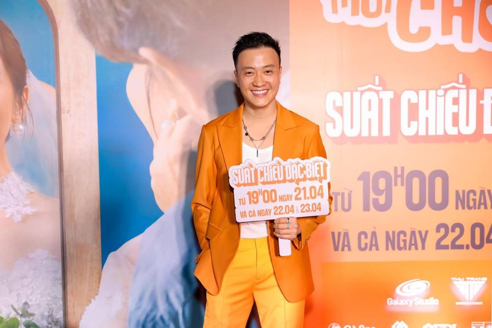 Thỉnh thoảng nam diễn viên mới tham gia sự kiện họp báo phim. Ảnh FB Lương Mạnh Hải Thỉnh thoảng nam diễn viên mới tham gia sự kiện họp báo phim. Ảnh FB Lương Mạnh Hải
