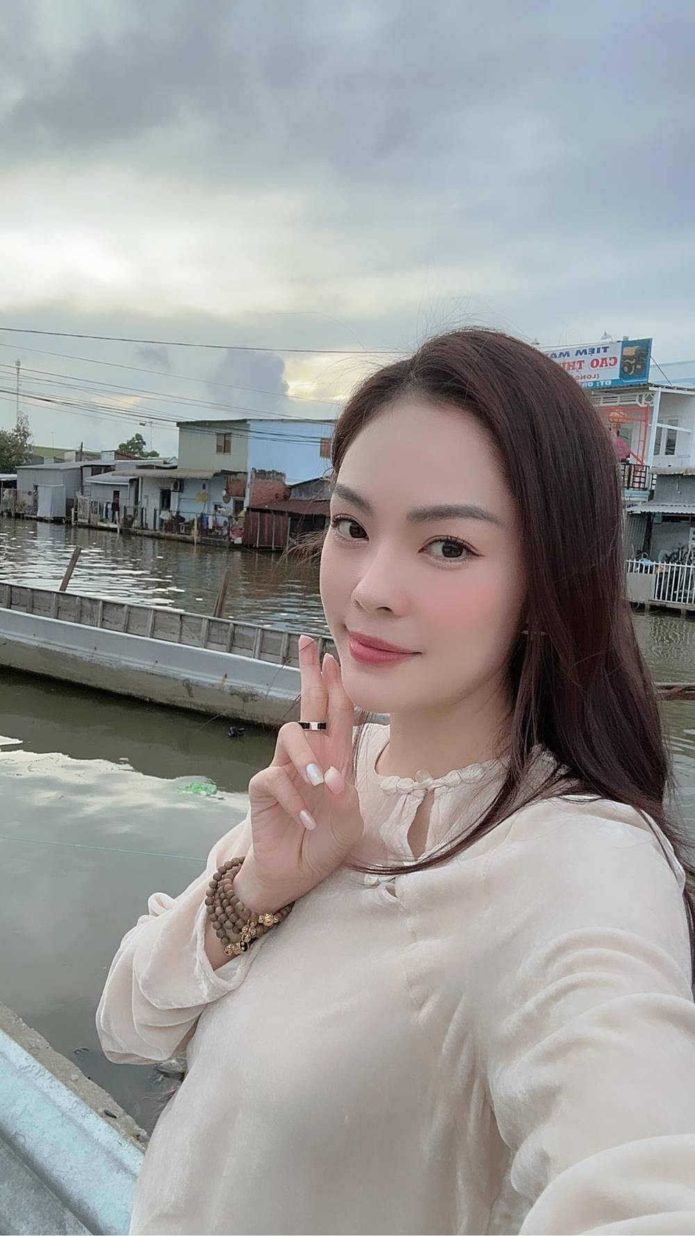 Dương Cẩm Lynh hiện tại. Ảnh: FB Dương Cẩm Lynh. Dương Cẩm Lynh hiện tại. Ảnh: FB Dương Cẩm Lynh. 