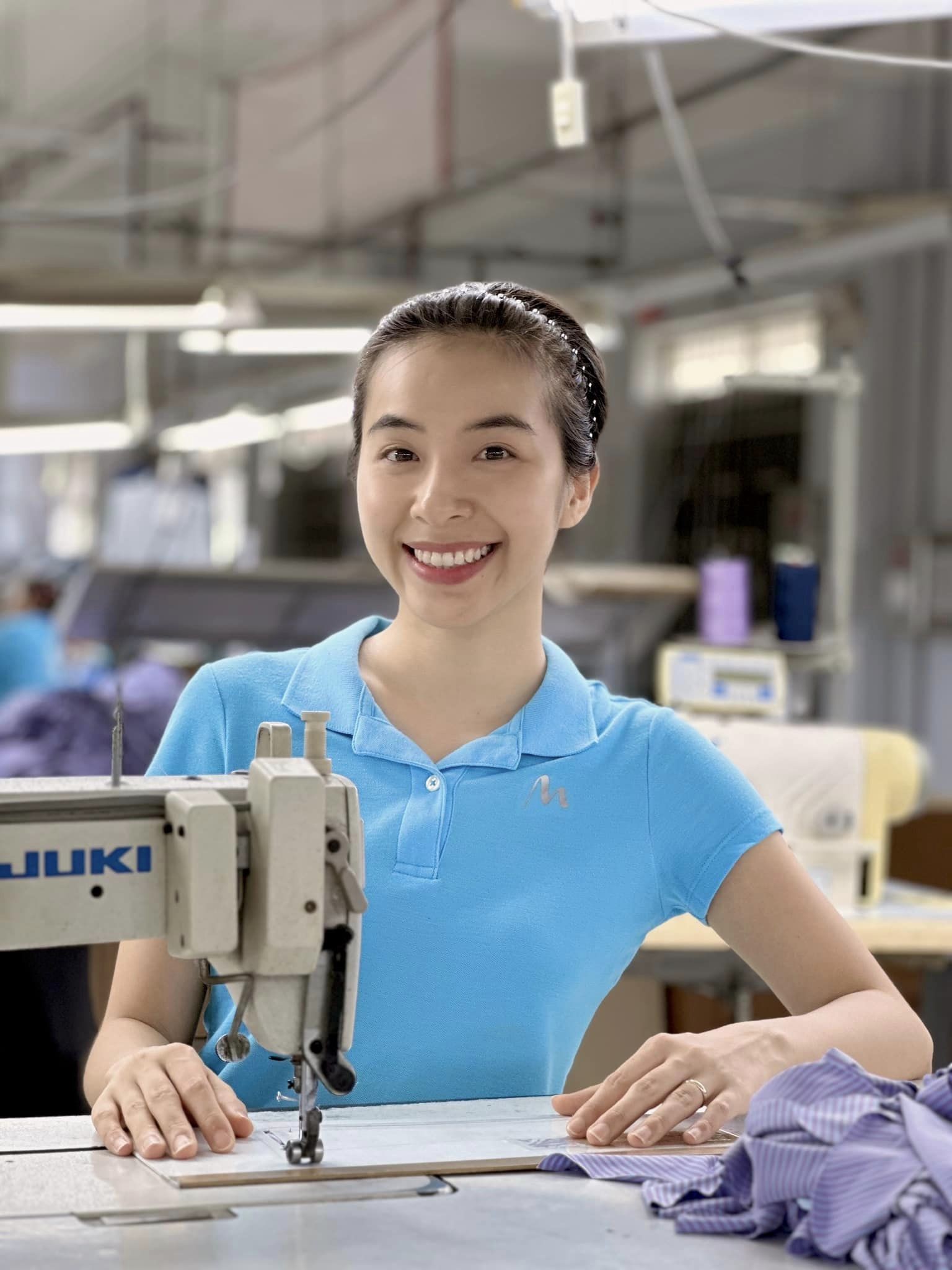 Nữ diễn viên đi học may cơ bản để hoàn thành vai diễn. Ảnh Internet. Nữ diễn viên đi học may cơ bản để hoàn thành vai diễn. Ảnh Internet.