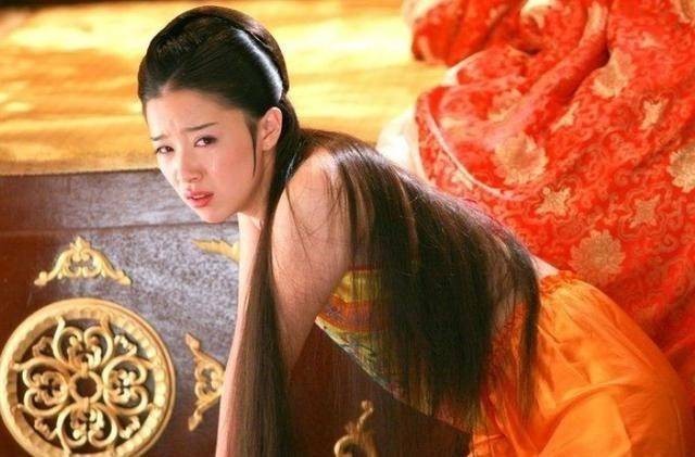 Các cung nữ thời xưa rất sợ khi được hoàng đế sủng ái. Ảnh Internet. Các cung nữ thời xưa rất sợ khi được hoàng đế sủng ái. Ảnh Internet.
