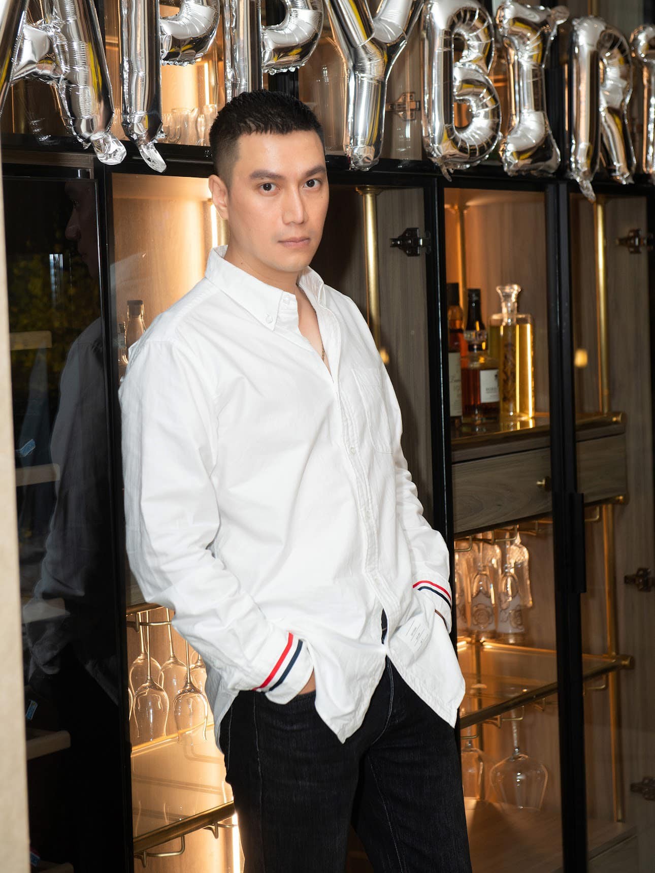 Nam diễn viên 8X được nhận xét phù hợp với các dạng vai phản diện hơn là chính diện.