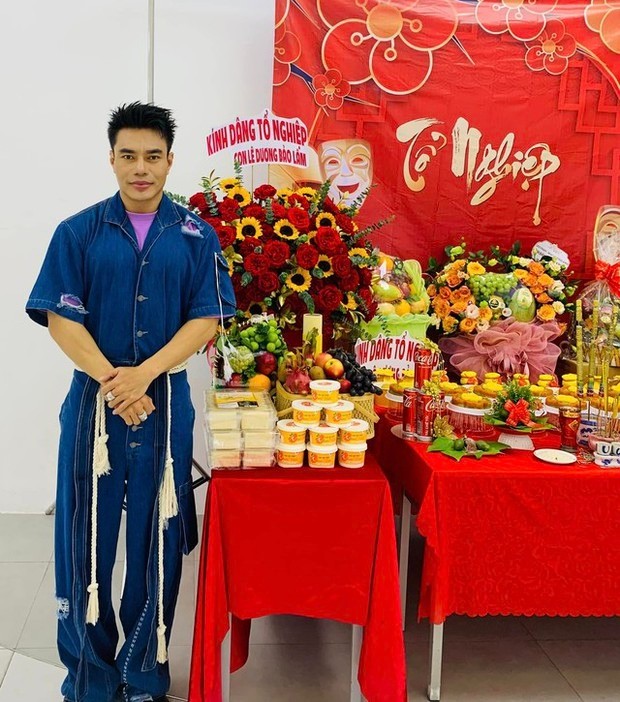 Dàn sao Việt cúng giỗ Tổ ngành sân khấu: Lê Dương Bảo Lâm, Hòa Minzy gây chú ý - Ảnh 8