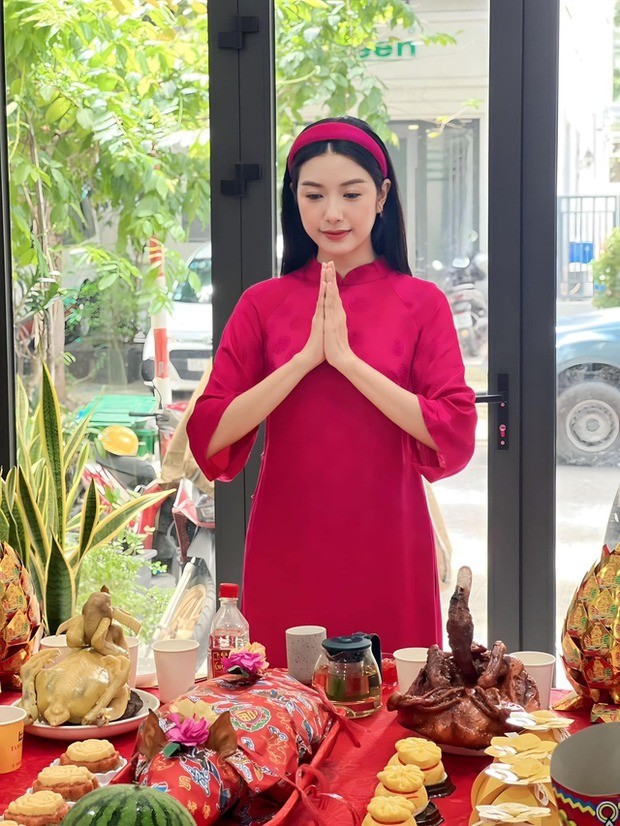 Dàn sao Việt cúng giỗ Tổ ngành sân khấu: Lê Dương Bảo Lâm, Hòa Minzy gây chú ý - Ảnh 15