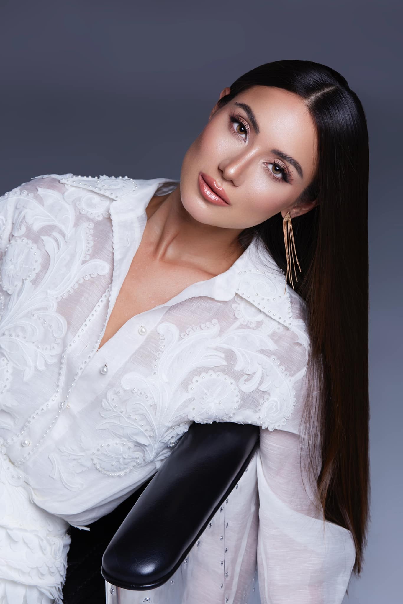 Đọ sắc hai bông hồng lai gợi cảm nhất Miss Universe Vietnam 2023 trước thềm chung kết - Ảnh 7