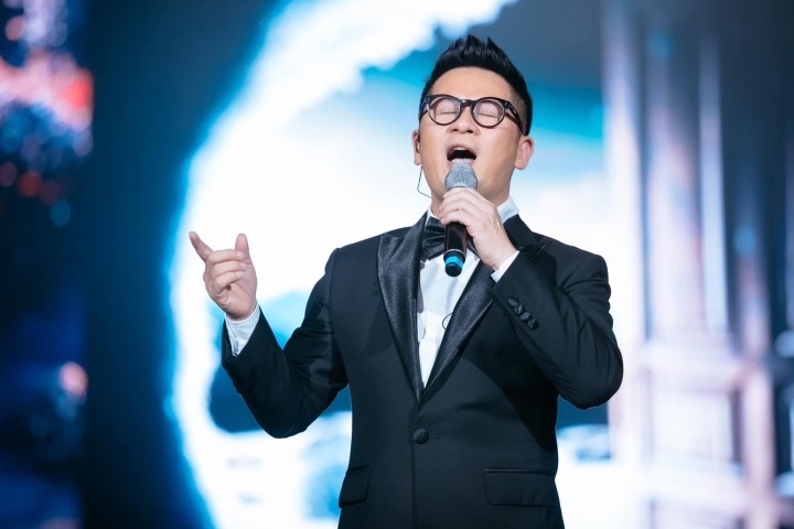 Ca sĩ Bằng Kiều.