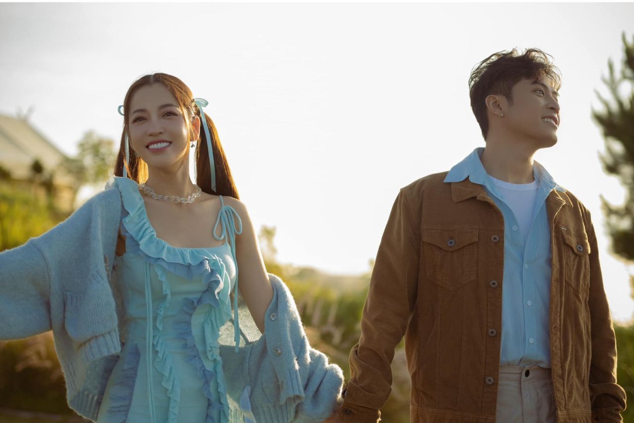 Puka - Gin Tuấn Kiệt tung trọn bộ ảnh đậm chất ngôn tình trước thềm đám cưới - Ảnh 2 Puka - Gin Tuấn Kiệt tung trọn bộ ảnh đậm chất ngôn tình trước thềm đám cưới - Ảnh 2