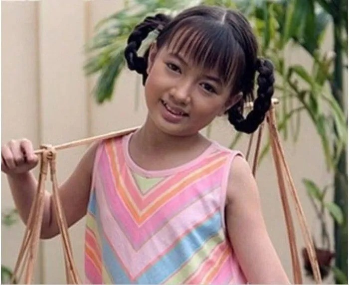 Xuân Nghi còn nhỏ. Xuân Nghi còn nhỏ.
