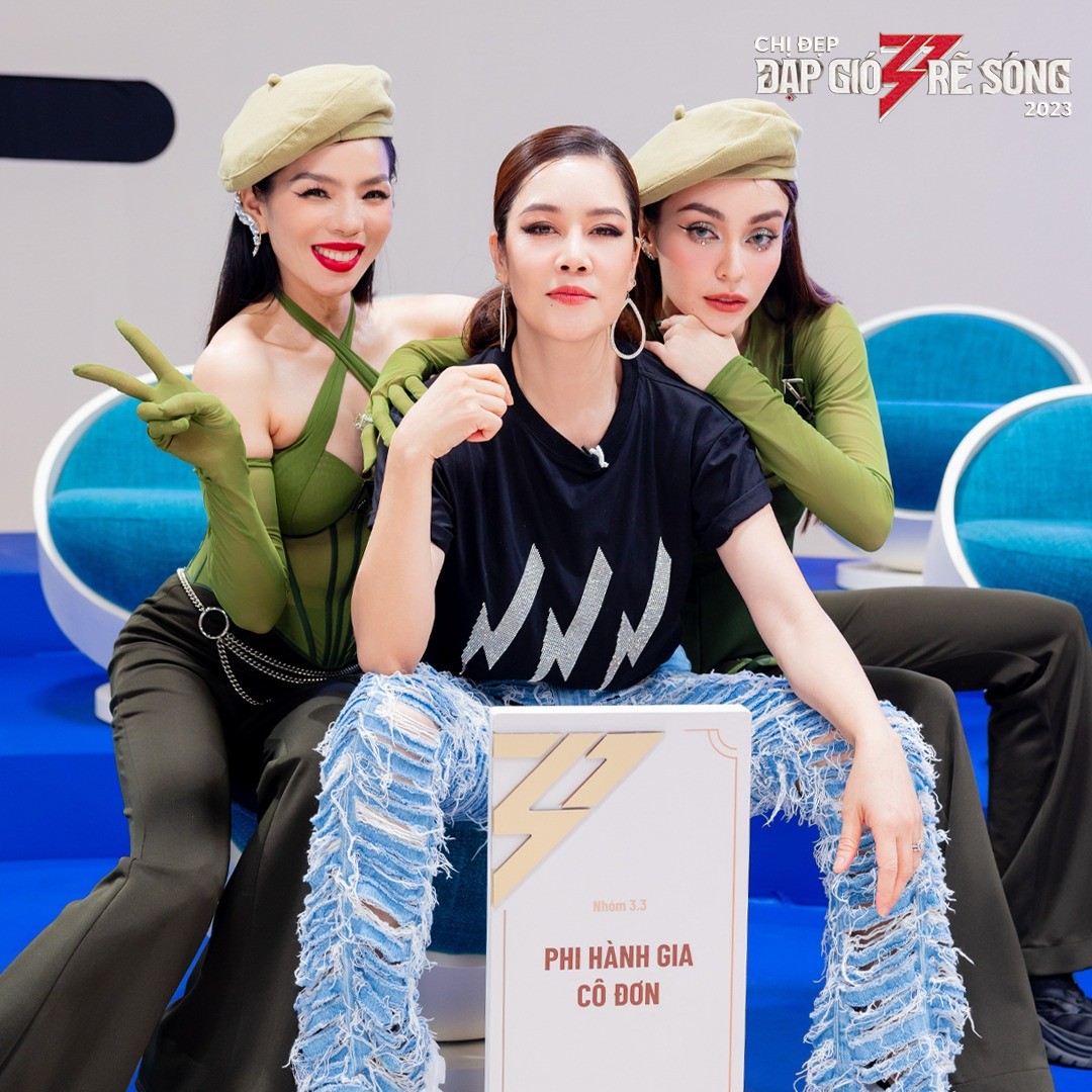 Nhóm Mlee.  Ảnh FB Chị Đẹp đạp gió rẽ sóng. 