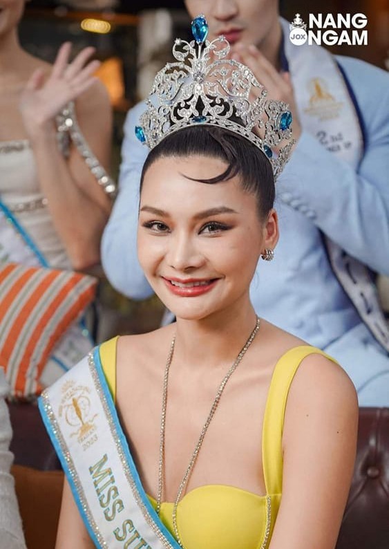 Patraporn Wang Patraporn Wang