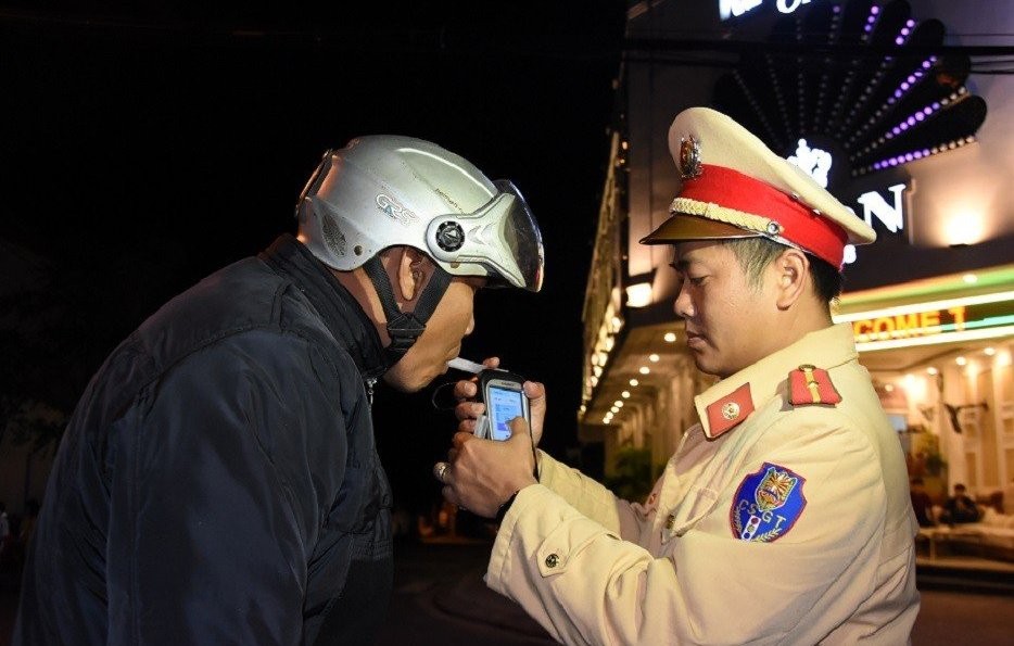 Người mượn xe vi phạm nồng độ cồn, chủ xe có bị phạt? - Ảnh 1