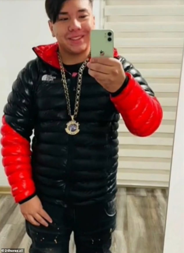 Kẻ buôn ma túy người Chile Carlos Parra bị bắn chết ngày 22/11 tại La Bosque, một khu phố ở thành phố Santiago. Gia đình đã tổ chức đám tang kỳ quặc kéo dài 5 ngày cho người đã khuất.