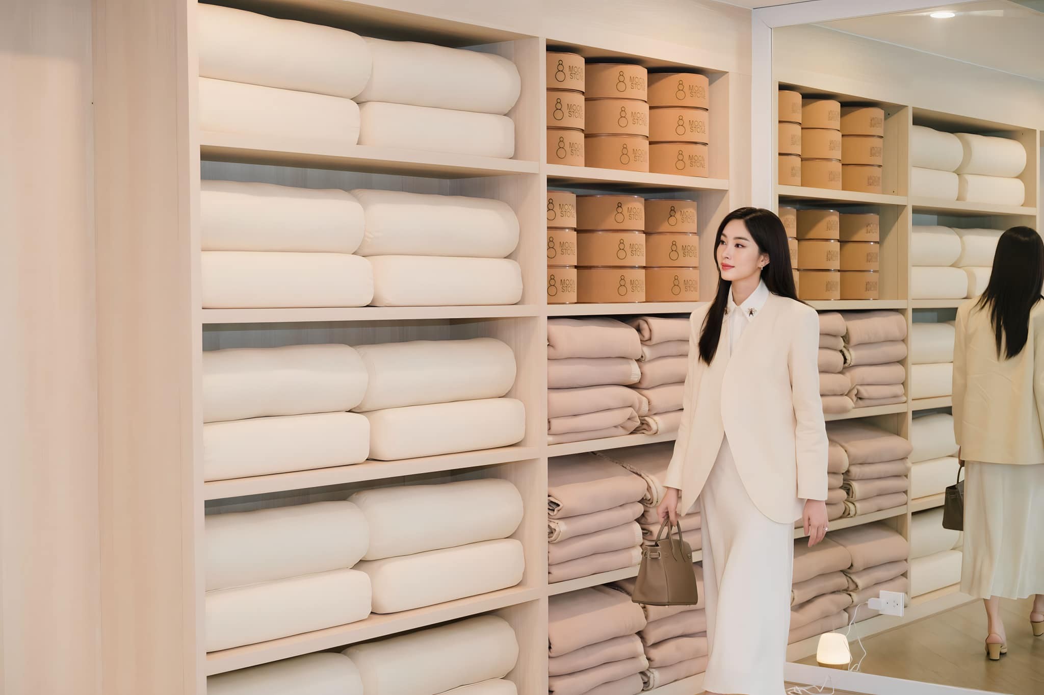 Hoa hậu Đặng Thu Thảo khoe loạt ảnh mới, nhan sắc đỉnh cao xứng danh nàng dâu hào môn - Ảnh 5