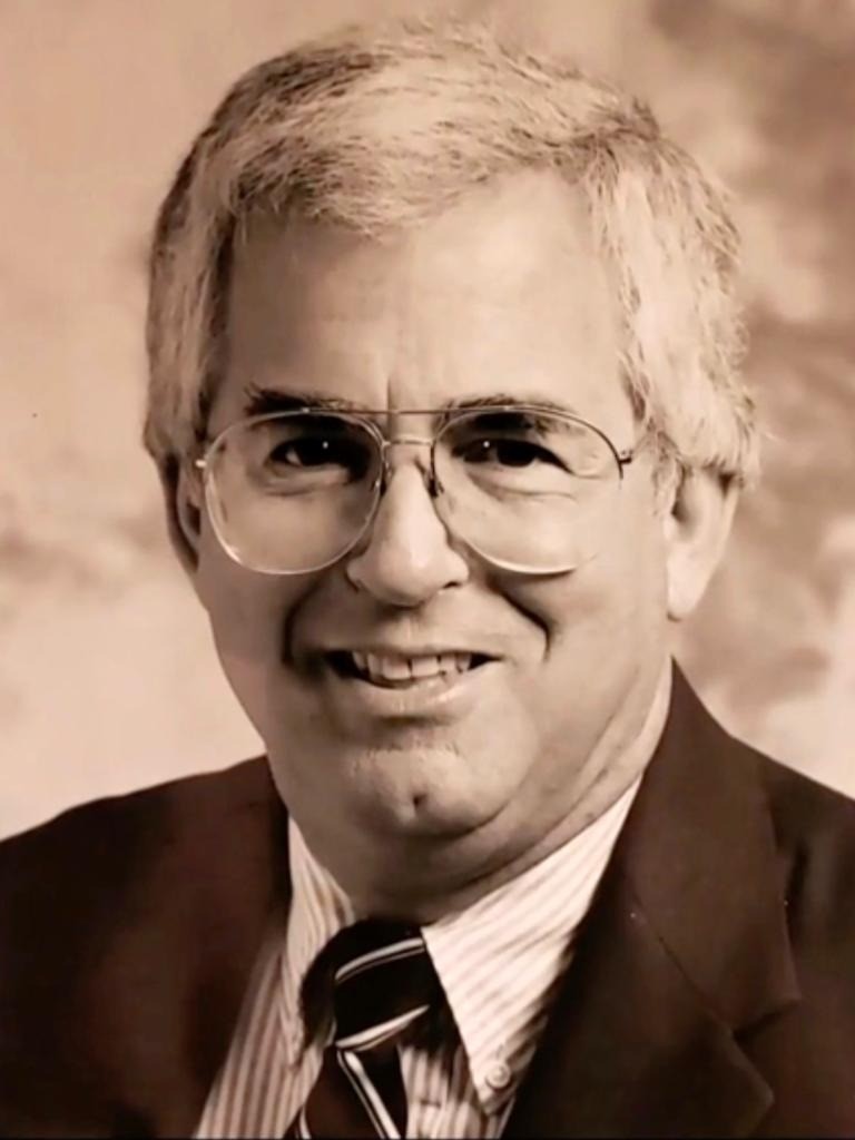 Terry Kahn qua đời vào năm 2021. Terry Kahn qua đời vào năm 2021.