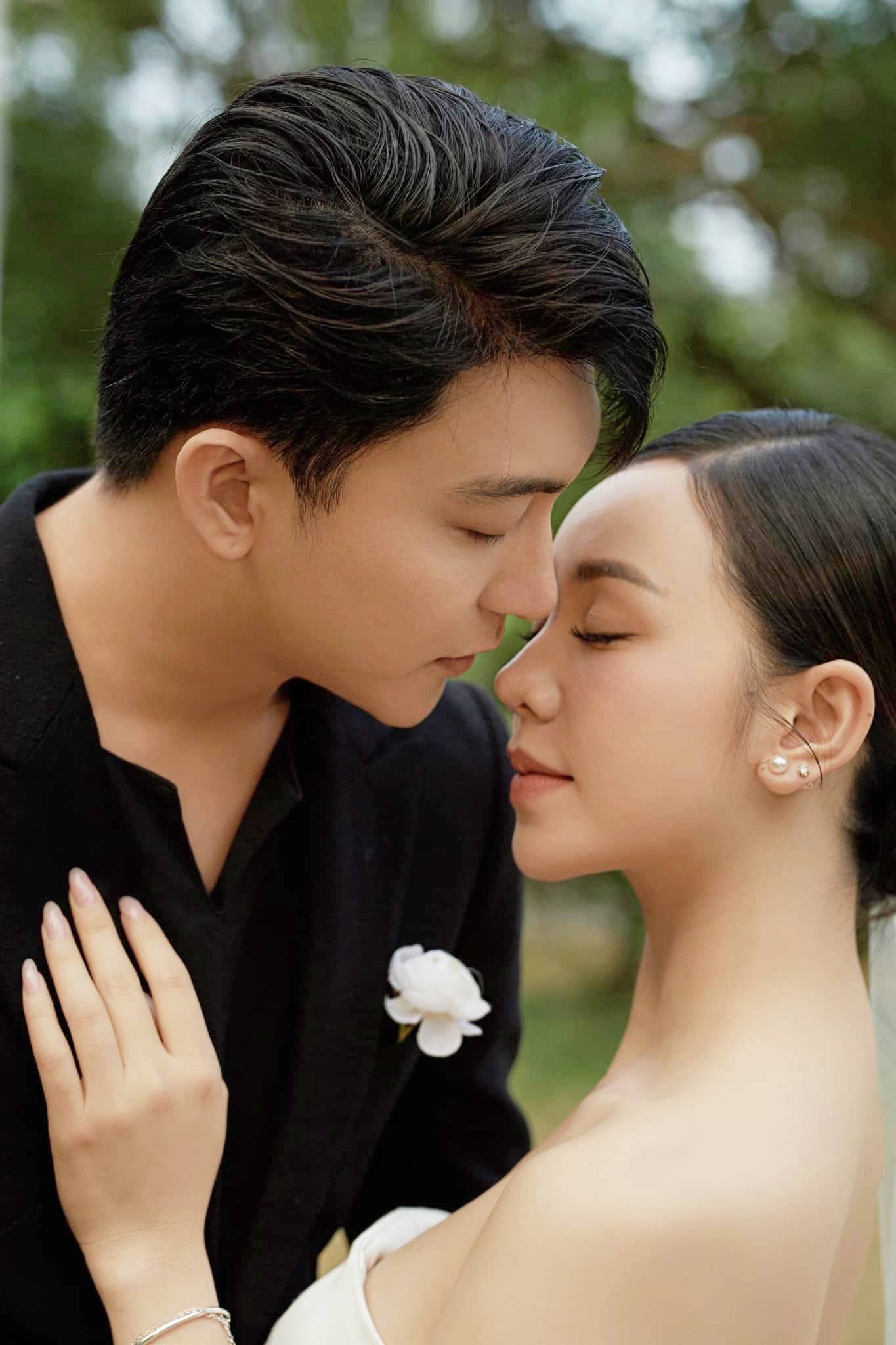 Quỳnh Kool được khen quá đẹp đôi khi chụp ảnh cưới cùng 'chồng màn ảnh' - Ảnh 1