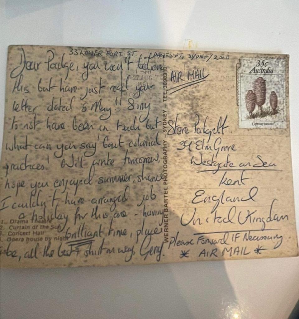 Tấm thiệp được gửi đến Steve Padgett từ một người tên Gerry.