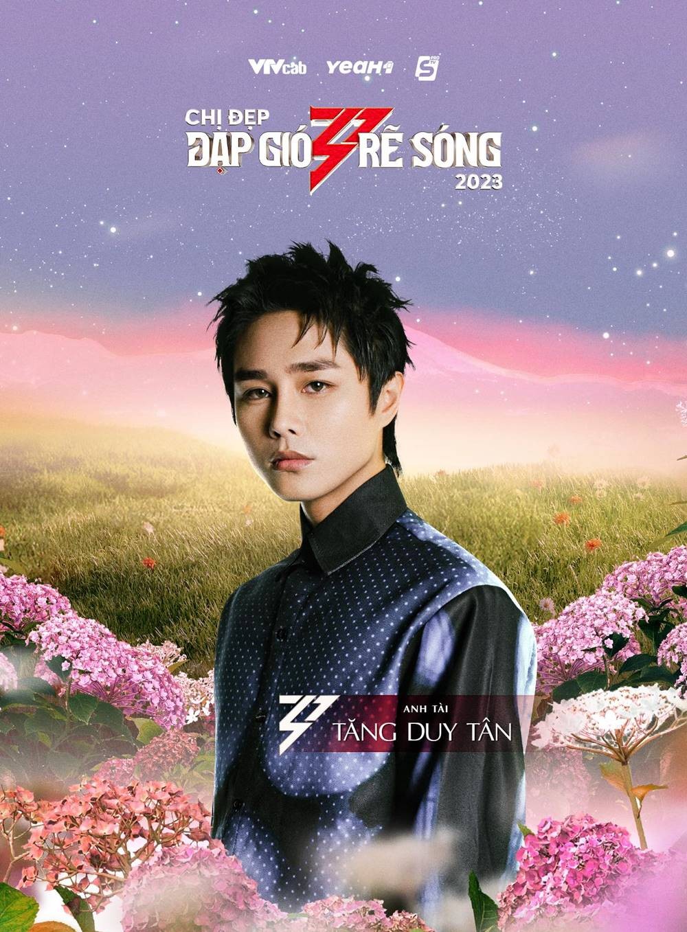 Tăng Duy Tân được nhóm Nhóm Mashup Cánh Hồng Phai & Đóa Hoa Hồng lựa chọn. Ảnh: FB Chị Đẹp đạp gió rẽ sóng