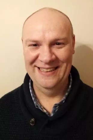 Eoin O'Faodhagain tin rằng mình đã nhìn thấy con quái vật hồ Loch Ness bí ẩn. Ảnh Mirror Eoin O'Faodhagain tin rằng mình đã nhìn thấy con quái vật hồ Loch Ness bí ẩn. Ảnh Mirror