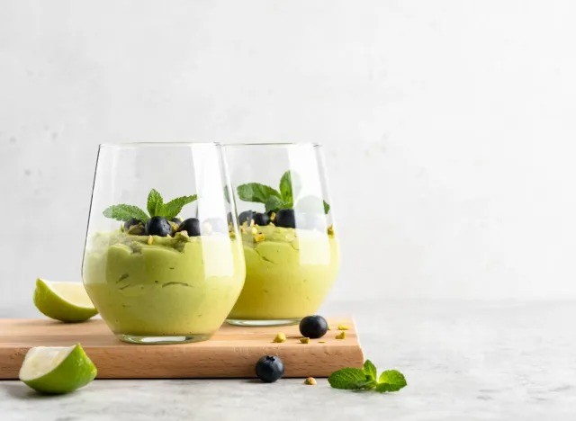 10 món tráng miệng giúp giảm cân hiệu quả dành cho tín đồ 'hảo ngọt' do chuyên gia gợi ý, có 2 món cực dễ làm - Ảnh 7 10 món tráng miệng giúp giảm cân hiệu quả dành cho tín đồ 'hảo ngọt' do chuyên gia gợi ý, có 2 món cực dễ làm - Ảnh 7