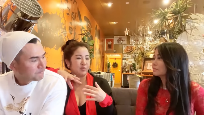 Danh hài Thúy Nga đã tiết lộ con người thật của diễn viên Quang Minh. Ảnh cắt từ clip.