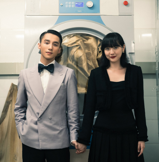 Sơn Tùng và Hải Tú chịu ảnh hưởng nặng nề trong drama tình cảm. Ảnh internet Sơn Tùng và Hải Tú chịu ảnh hưởng nặng nề trong drama tình cảm. Ảnh internet