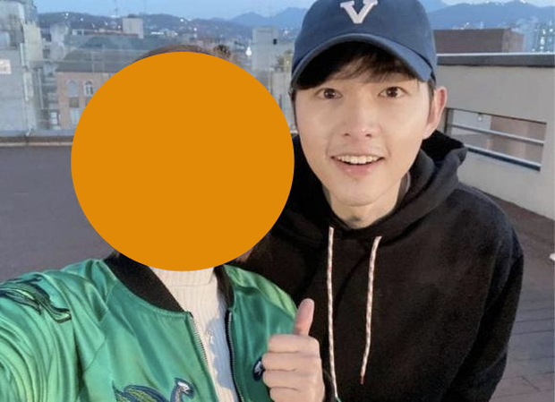 Song Joong Ki khoe mặt mộc sau khi bị chê bai nhan sắc. Ảnh internet