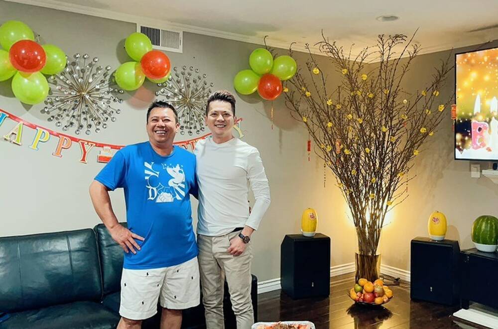 Hoàng Anh nhiều lần thân thiết với chồng Thắm Bebe. Ảnh FBNV