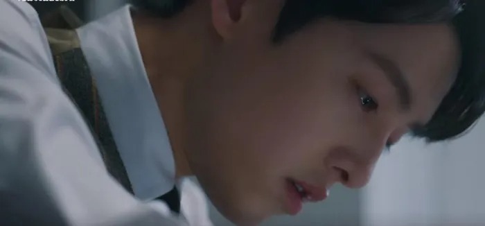 Song Joong Ki đã có sự đột phá mới. Ảnh internet