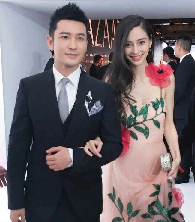 Cặp vợ chồng bị đồn ly hôn nhiều nhất Cbiz. Ảnh Sina Cặp vợ chồng bị đồn ly hôn nhiều nhất Cbiz. Ảnh Sina