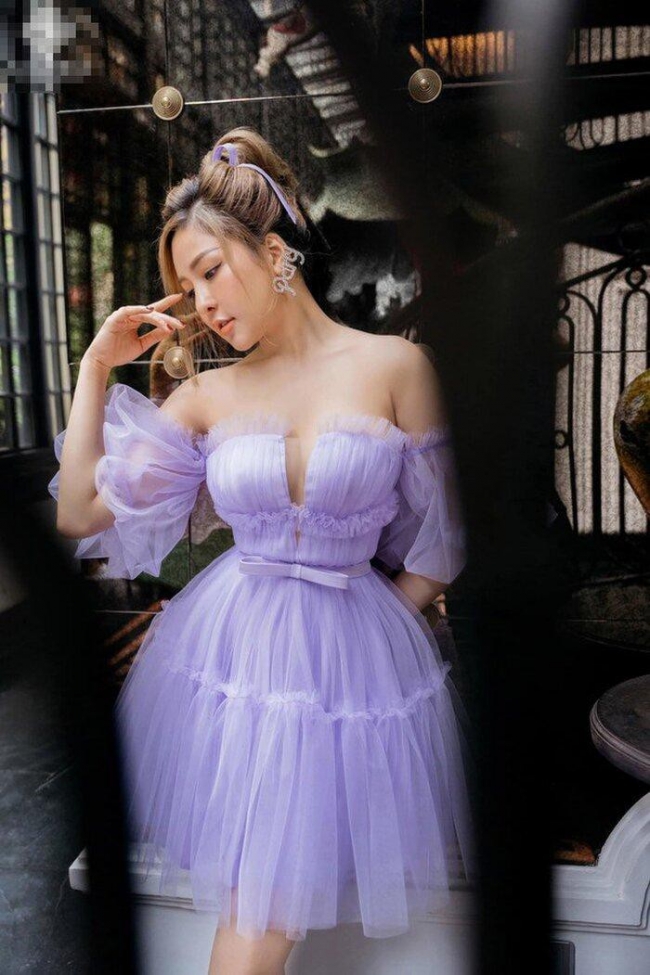 Hotgirl Trâm Anh bất ngờ tiết lộ hối hận về quyết định trong quá khứ sau sự cố clip nóng - Ảnh 1 Hotgirl Trâm Anh bất ngờ tiết lộ hối hận về quyết định trong quá khứ sau sự cố clip nóng - Ảnh 1