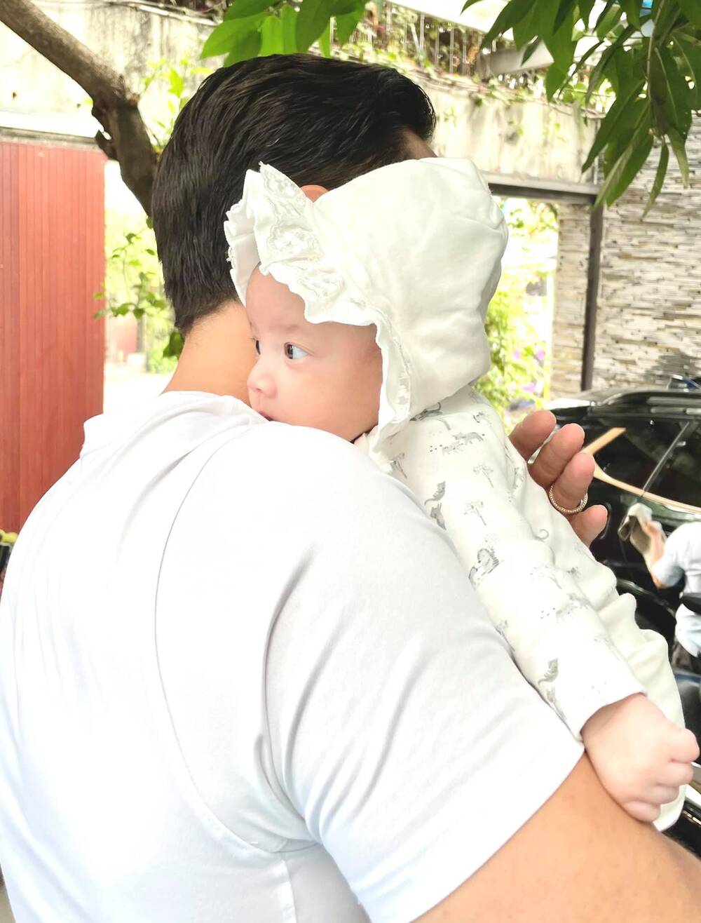 Sinh 2 nhóc tỳ, Hồ Ngọc Hà lần hiếm hoi hé lộ về đám cưới với Kim Lý 5 Sinh 2 nhóc tỳ, Hồ Ngọc Hà lần hiếm hoi hé lộ về đám cưới với Kim Lý 5