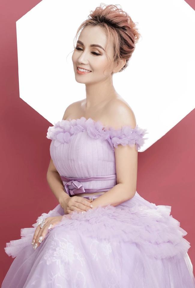 Diễn viên Hoàng Yến chịu đựng trong thời gian chung sống với chồng trẻ hậu ly hôn 3 Diễn viên Hoàng Yến chịu đựng trong thời gian chung sống với chồng trẻ hậu ly hôn 3