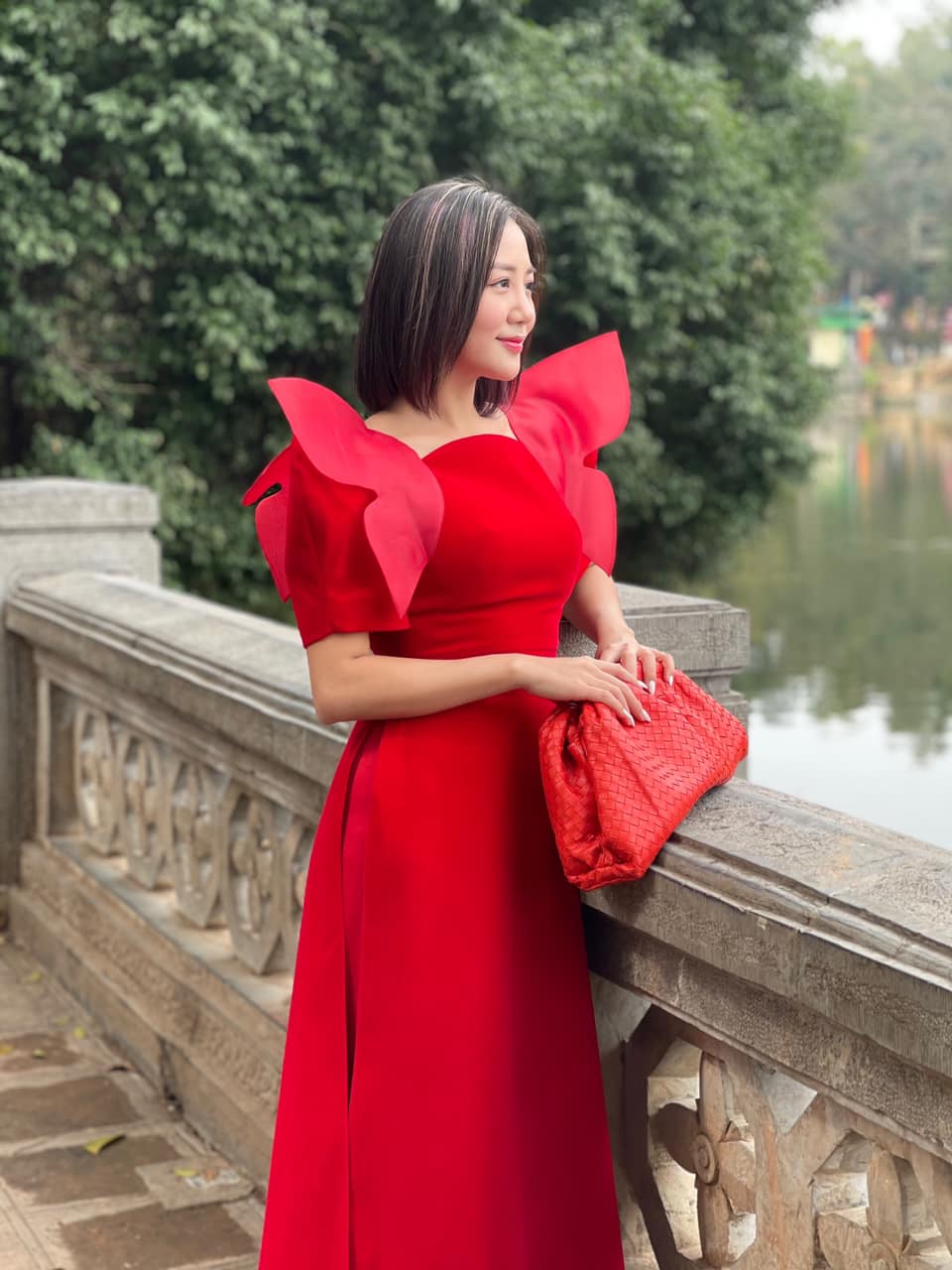 Nhan sắc ngày càng lên hương của Văn Mai Hương hậu giảm cân 10 Nhan sắc ngày càng lên hương của Văn Mai Hương hậu giảm cân 10