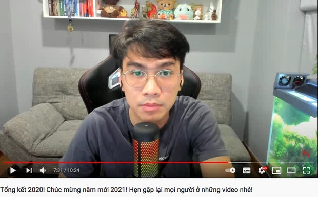 Cuộc sống hiện tại khó tin của streamer PewPew: Diện mạo xuề xoà, từng phải bán xe máy để xoay nợ - Ảnh 3 Cuộc sống hiện tại khó tin của streamer PewPew: Diện mạo xuề xoà, từng phải bán xe máy để xoay nợ - Ảnh 3