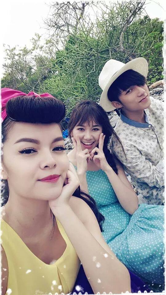 Sơn Tùng nhớ đến đồng nghiệp cũ cùng tham gia phim Chàng trai năm ấy. Sơn Tùng nhớ đến đồng nghiệp cũ cùng tham gia phim Chàng trai năm ấy.