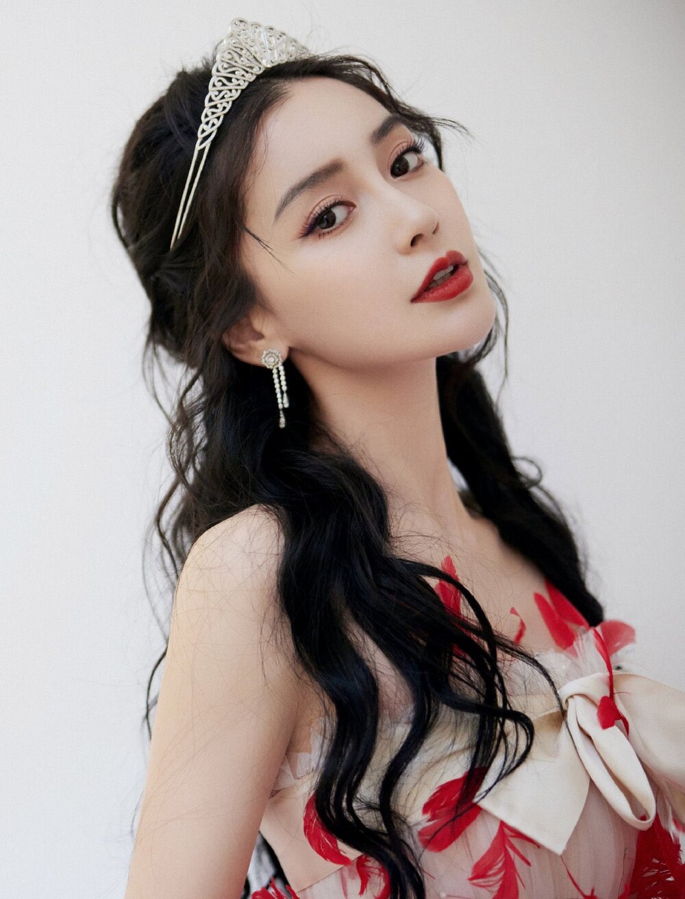Ồn ào ly hôn Huỳnh Hiểu Minh chưa qua, Angela Baby đã bị đồn ngoại tình với Ngô Diệc Phàm 2 Ồn ào ly hôn Huỳnh Hiểu Minh chưa qua, Angela Baby đã bị đồn ngoại tình với Ngô Diệc Phàm 2