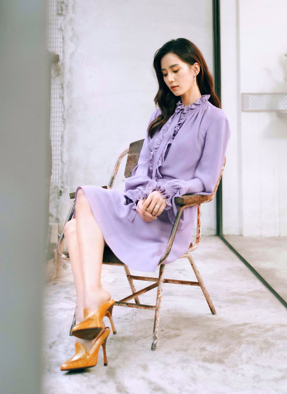 Tứ đại mỹ nhân Cbiz toát khí chất hào môn: Angelababy kiêu sa, Nhiệt Ba cao quý nhưng thua trùm cuối Lưu Thi Thi - Ảnh 14