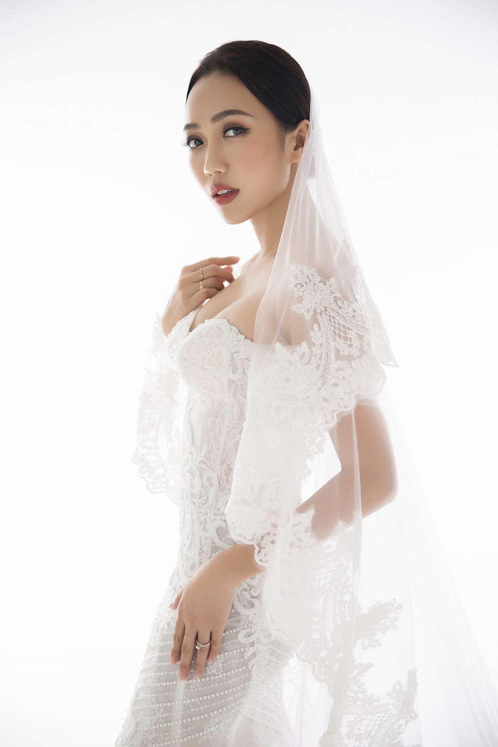 Nhiều người mong Diệu Nhi và Anh Tú sớm công khai về chung một nhà. Ảnh internet