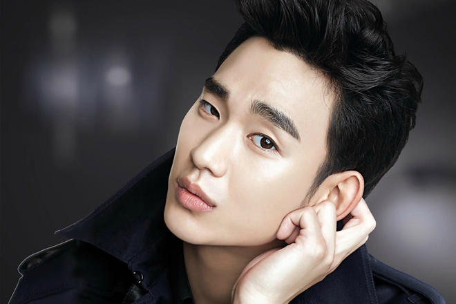 Kim Soo Hyun không chỉ sở hữu gương mặt đẹp đến không góc chết mà còn nổi bật với bờ môi quyến rũ nữa nhé.