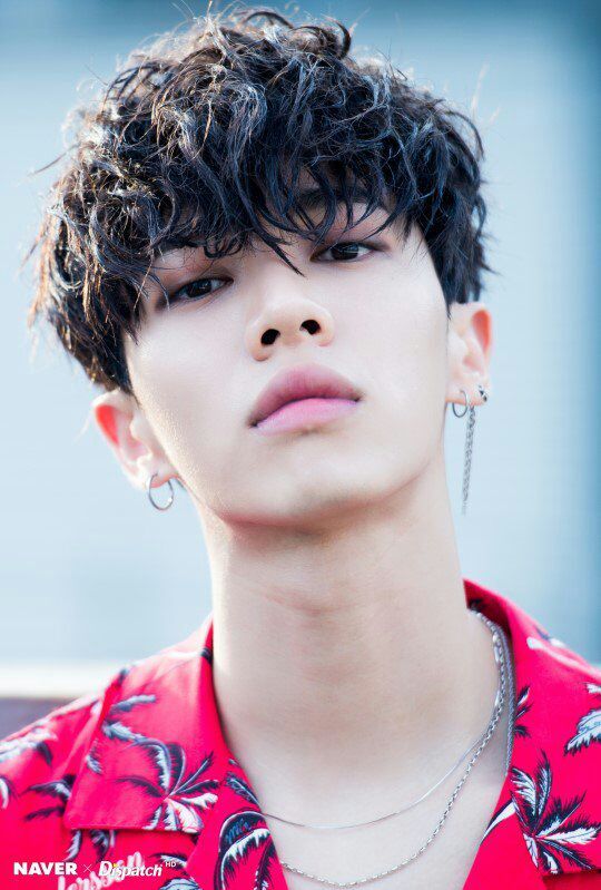 Gikwang - HIGHLIGHT không chỉ sở hữu ánh mắt hút hồn mà đến đôi môi cũng khiến bao trai tim của fan nữ thổn thức.