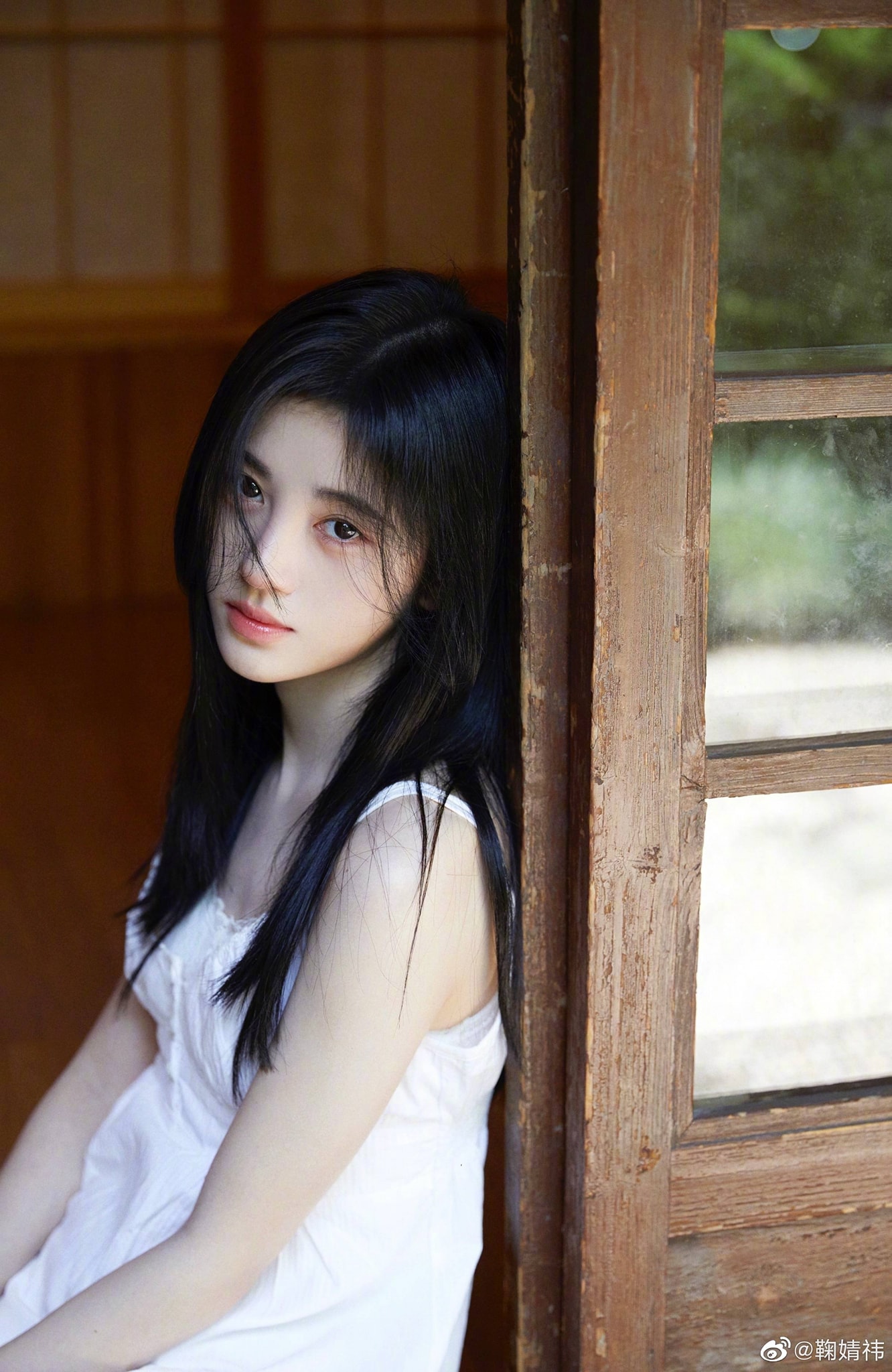 Cúc Tịnh Y cũng lọt vào top những mỹ nhân ngọt ngào như mối tình đầu. Dù diễn xuất không được đánh giá cao nhưng không thể phủ nhân nhan sắc xinh đẹp như tiên tử của Cúc Tịnh Y.