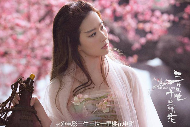 6 mỹ nhân Cbiz 'lịch kiếp' làm thái tử phi: Dương Mịch đầy tiên khí, Bạch lộc khả ái đến trùm cuối lẳng lơ không chịu nổi - Ảnh 3 6 mỹ nhân Cbiz 'lịch kiếp' làm thái tử phi: Dương Mịch đầy tiên khí, Bạch lộc khả ái đến trùm cuối lẳng lơ không chịu nổi - Ảnh 3