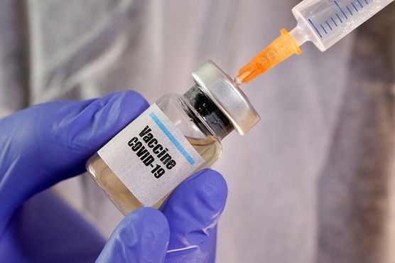 Tin nóng trong ngày 15/9: Phát hiện chất lạ trong vắc-xin Pfizer; Trọng tài rút nhầm thẻ đỏ; 'Vợ' Hoài Linh dừng từ thiện 1 Tin nóng trong ngày 15/9: Phát hiện chất lạ trong vắc-xin Pfizer; Trọng tài rút nhầm thẻ đỏ; 'Vợ' Hoài Linh dừng từ thiện 1