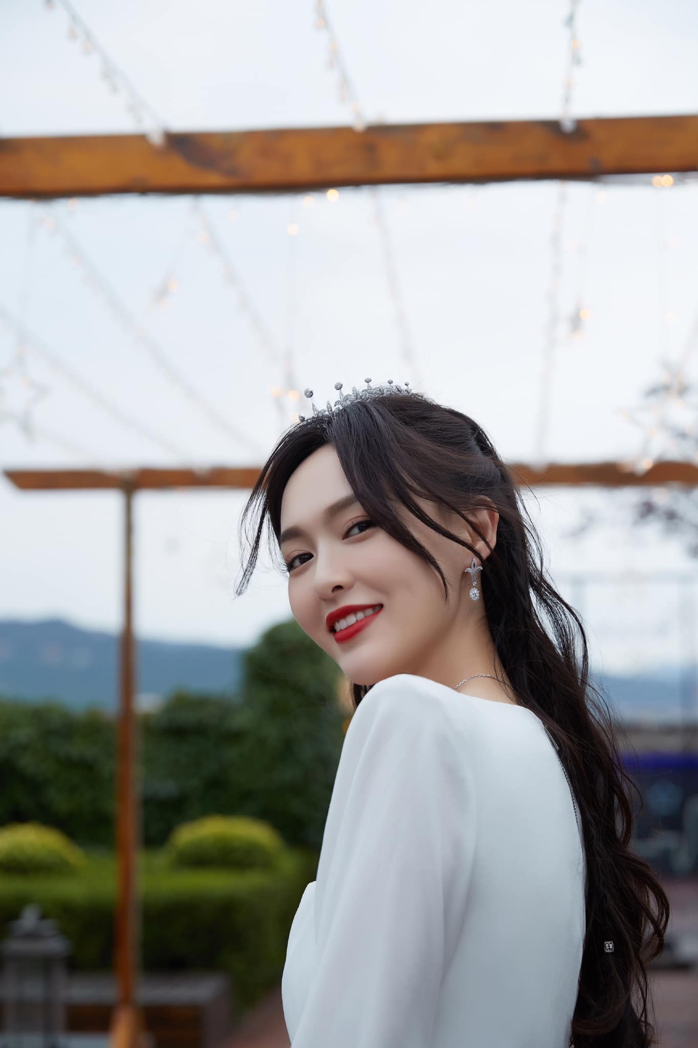 Đường Yên xếp vào dàn mỹ nhân nhân bị thời gian bỏ quên nhan sắc khi luôn giữ được phong độ dù đã trải qua lần sinh nở.