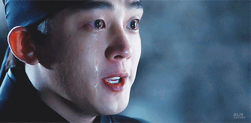 Yoo Ah In là diễn viên có lối diễn tự nhiên nhất là những cảnh khóc không nằm trong kịch bản khiến người hâm mộ cực kỳ ngưỡng mộ.