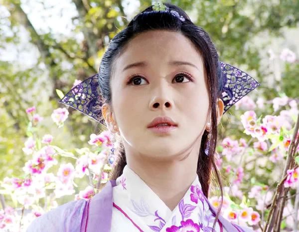 Lý Thấm, Bành Tiểu Nhiễm và 3 nàng công chúa bất hạnh trên màn ảnh Hoa ngữ khiến fan khóc hết nước mắt - Ảnh 4 Lý Thấm, Bành Tiểu Nhiễm và 3 nàng công chúa bất hạnh trên màn ảnh Hoa ngữ khiến fan khóc hết nước mắt - Ảnh 4