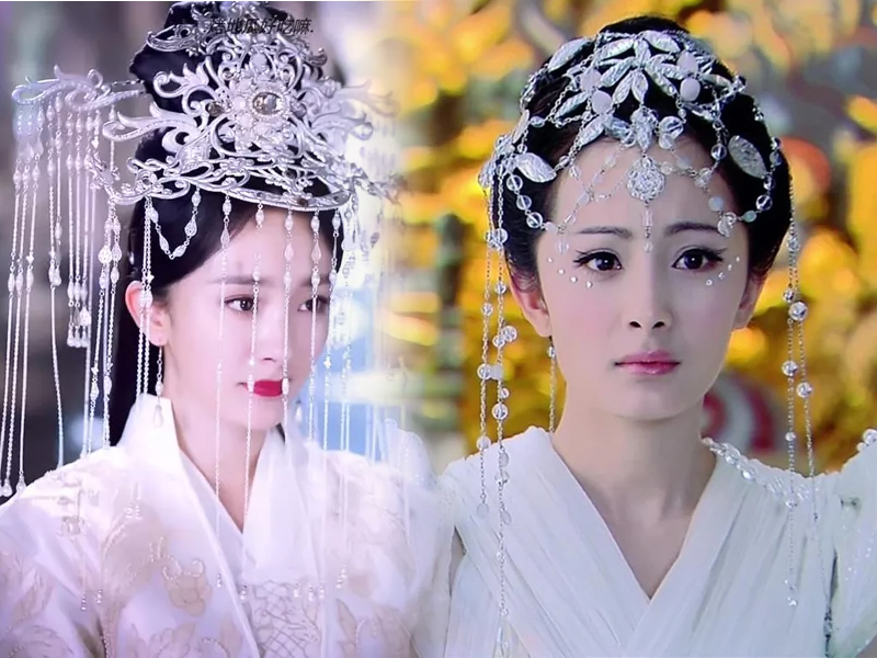 Không ít lần Dương Mịch lựa chọn tạo hình đội trang sức lủng lẳng trên đầu nhưng nhan sắc vẫn xinh đẹp như tiên tử.