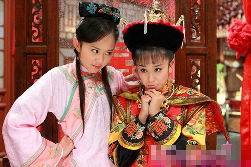 Dàn mỹ nhân Cbiz đóng cành vàng lá ngọc bị nô tỳ lấn lướt: Châu Đông Vũ, Viên San San bẽ bàng đến trùm cuối còn thấp kém không chịu nổi - Ảnh 1 Dàn mỹ nhân Cbiz đóng cành vàng lá ngọc bị nô tỳ lấn lướt: Châu Đông Vũ, Viên San San bẽ bàng đến trùm cuối còn thấp kém không chịu nổi - Ảnh 1