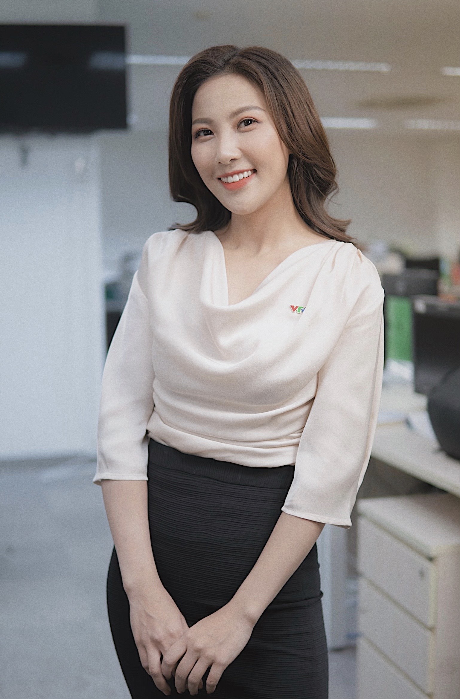 MC, BTV Quỳnh Hoa tiết lộ bí mật ám ảnh đến tận bây giờ khi làm việc tại VTV - Ảnh 1